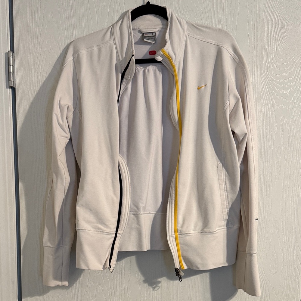 Nike Women’s Livestrong Jacket